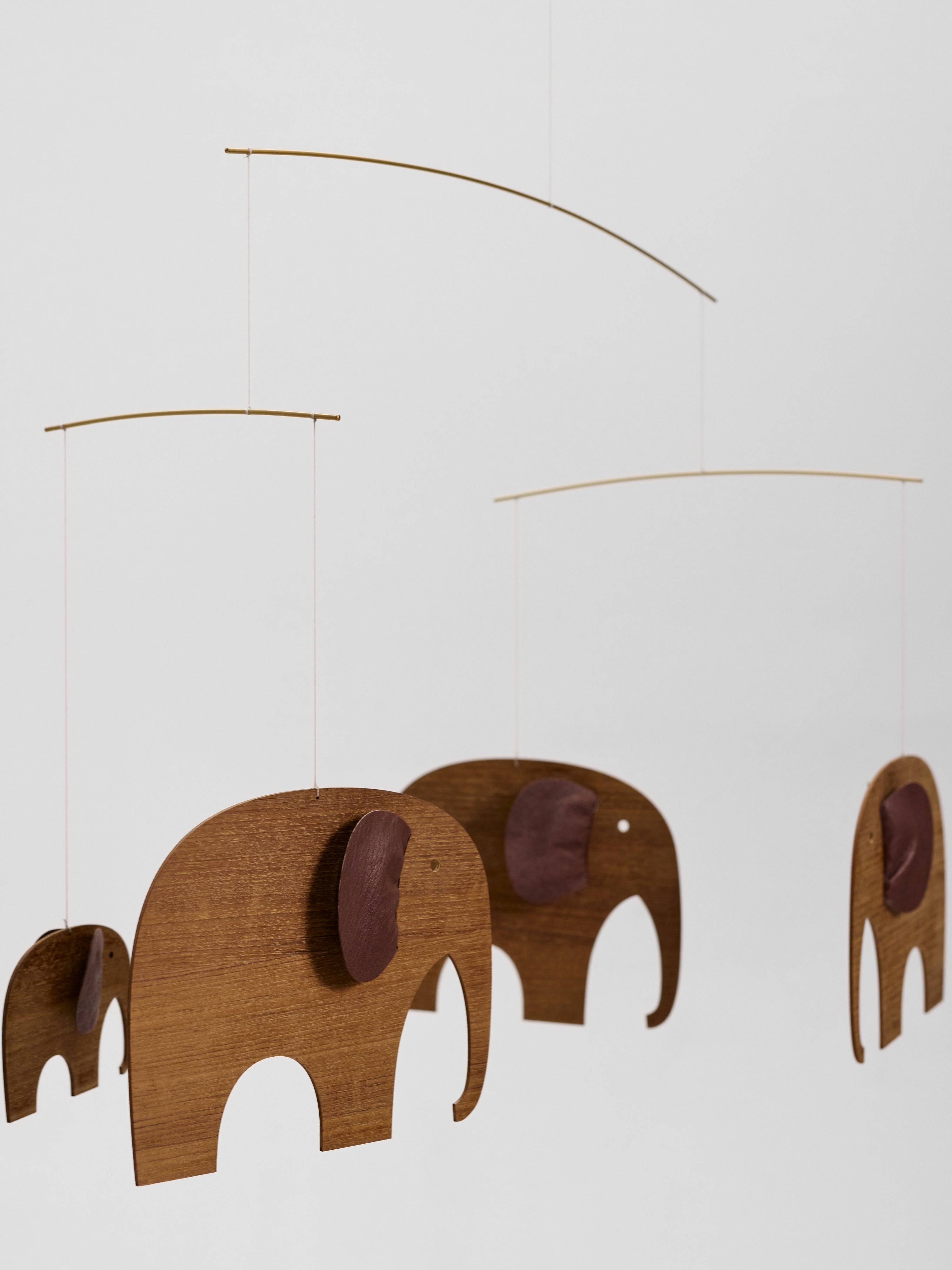 Flensted Mobiles | Elephant Herd 4 | Wood