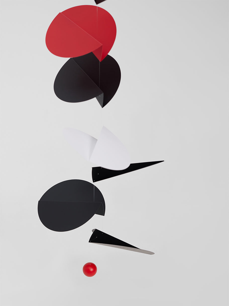 Turning Leaves | Black, Red & White | Size L.